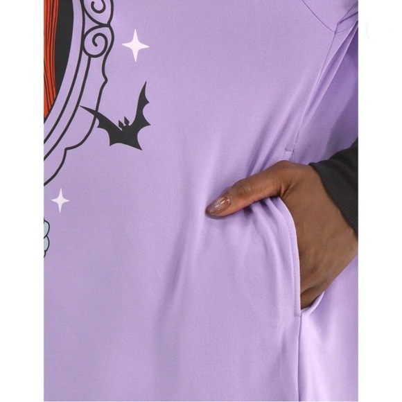 💜Bundle 2 Women’s Nightmare Before Christmas Sleep shirts Size:XS(0-2) - Picture 10 of 10